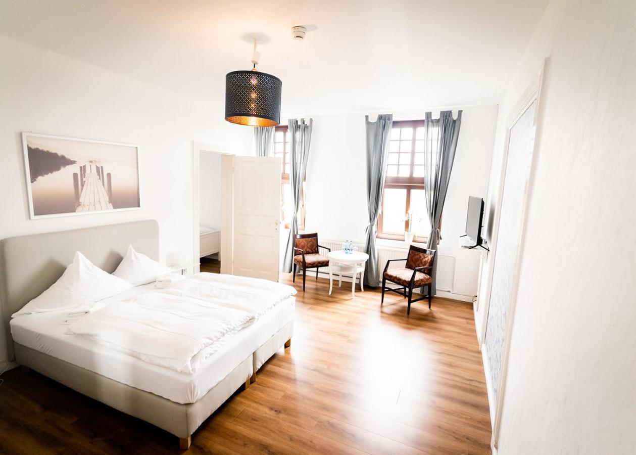 Hotel Faehrhaus Kirschenland à Jork Extérieur photo